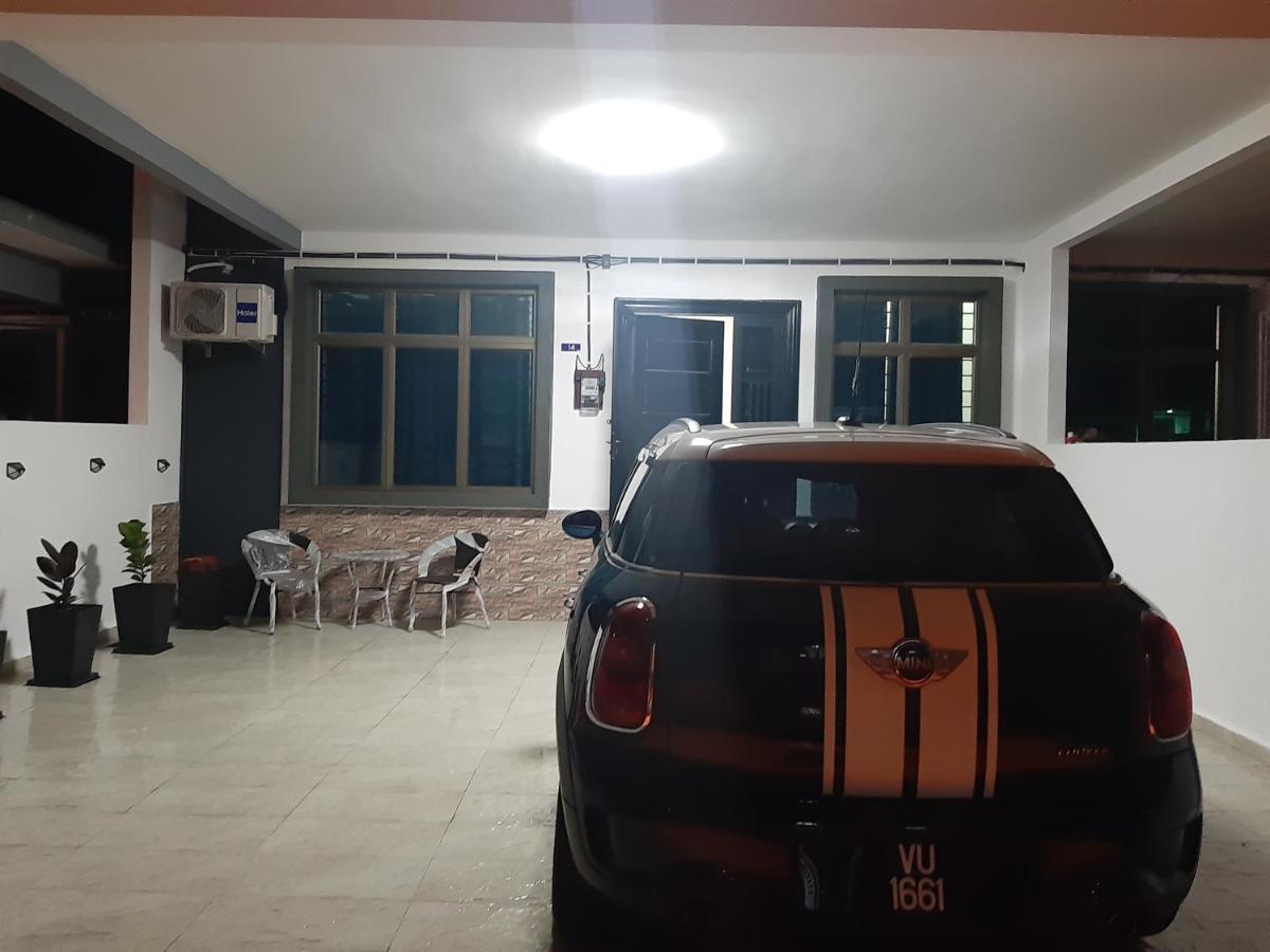 Rumah Armand Melaka 4Br Fully Aircond Экстерьер фото